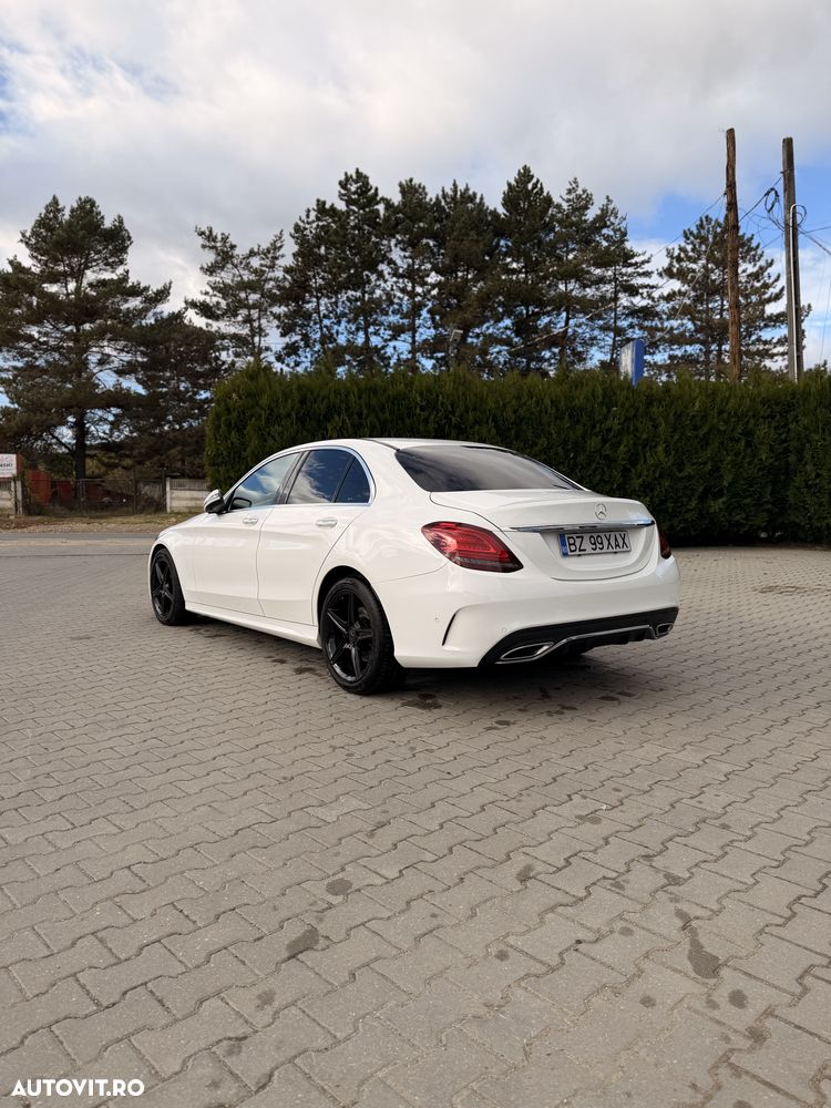 Mercedes-Benz C - 4