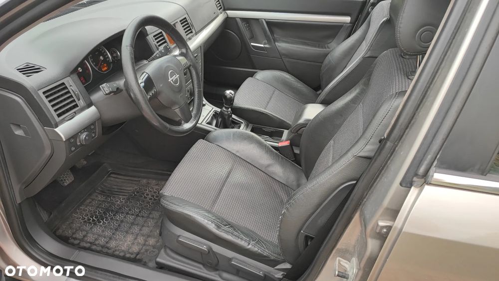 Opel Vectra 2.2 GTS - 13