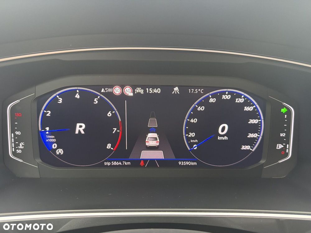 Volkswagen Tiguan - 35