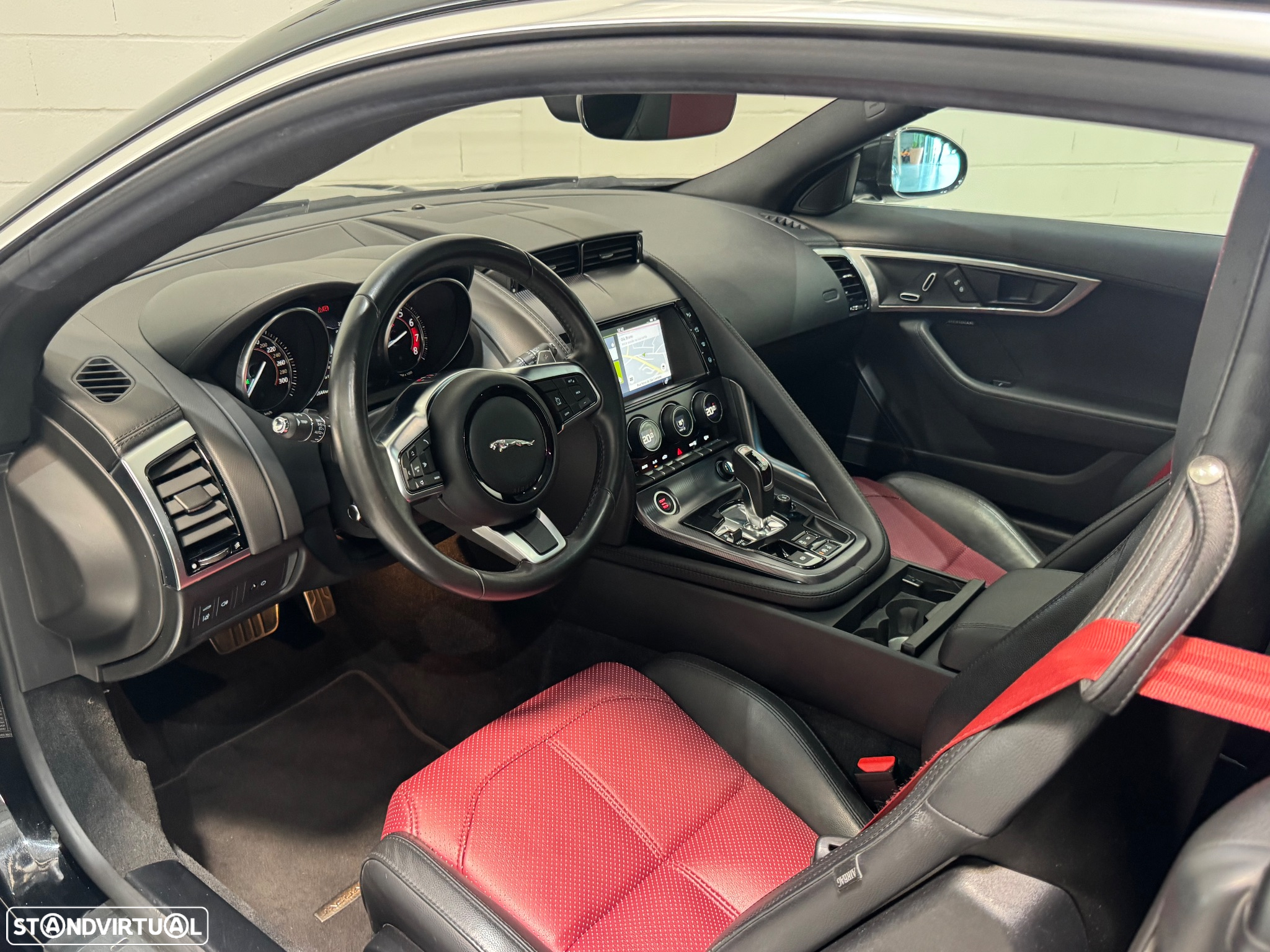 Jaguar F-Type 2.0 i4 R-Dynamic - 5