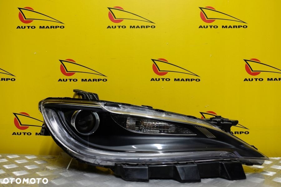 CHRYSLER 200 2015- REFLEKTOR LAMPA PRAWA PRZÓD USA - 2