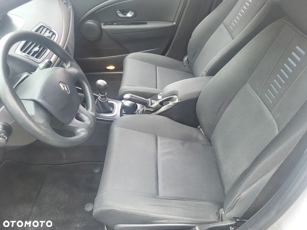 Renault Megane 1.5 dCi Privilege - 17