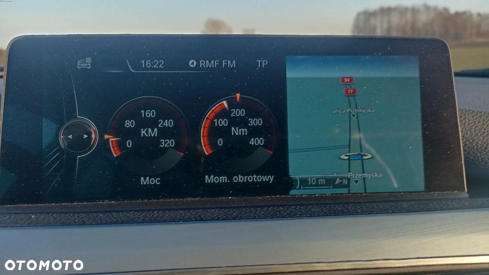 BMW Seria 3 328i xDrive Luxury Line - 17