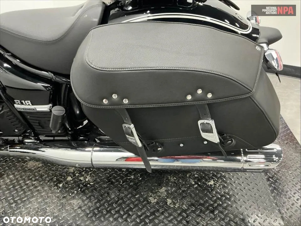 BMW R - 8