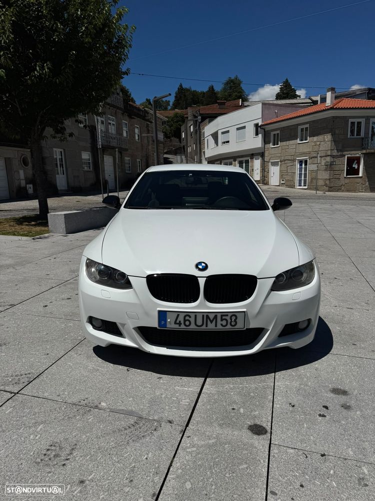 BMW 320 d Coupe - 4