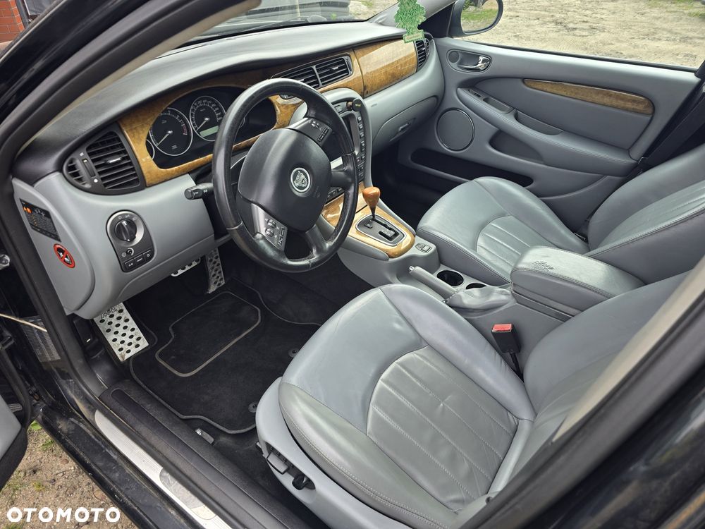 Jaguar X-Type - 5