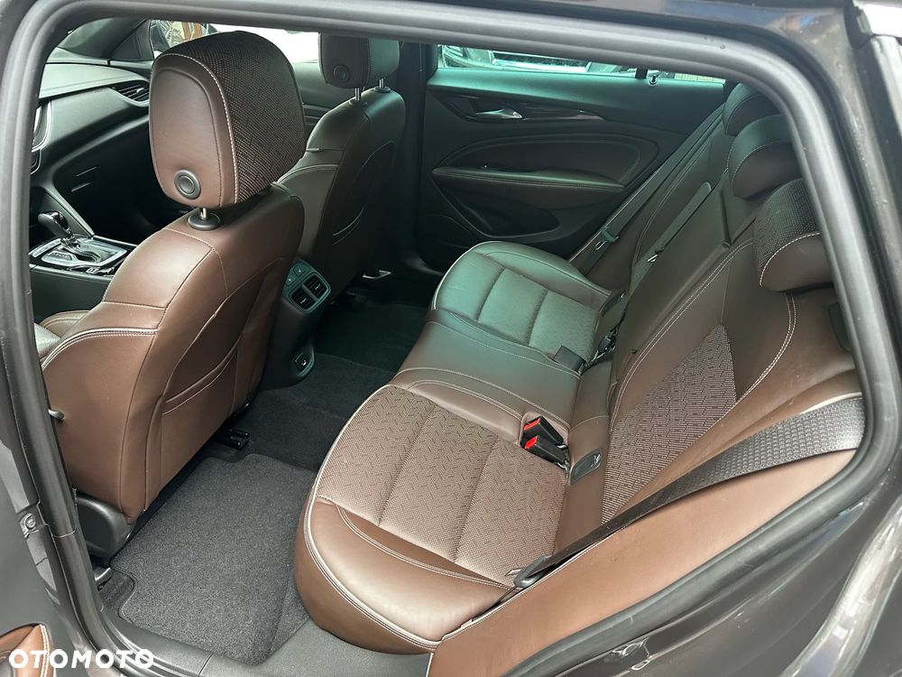 Opel Insignia 2.0 CDTI Business Elegance S&S - 28