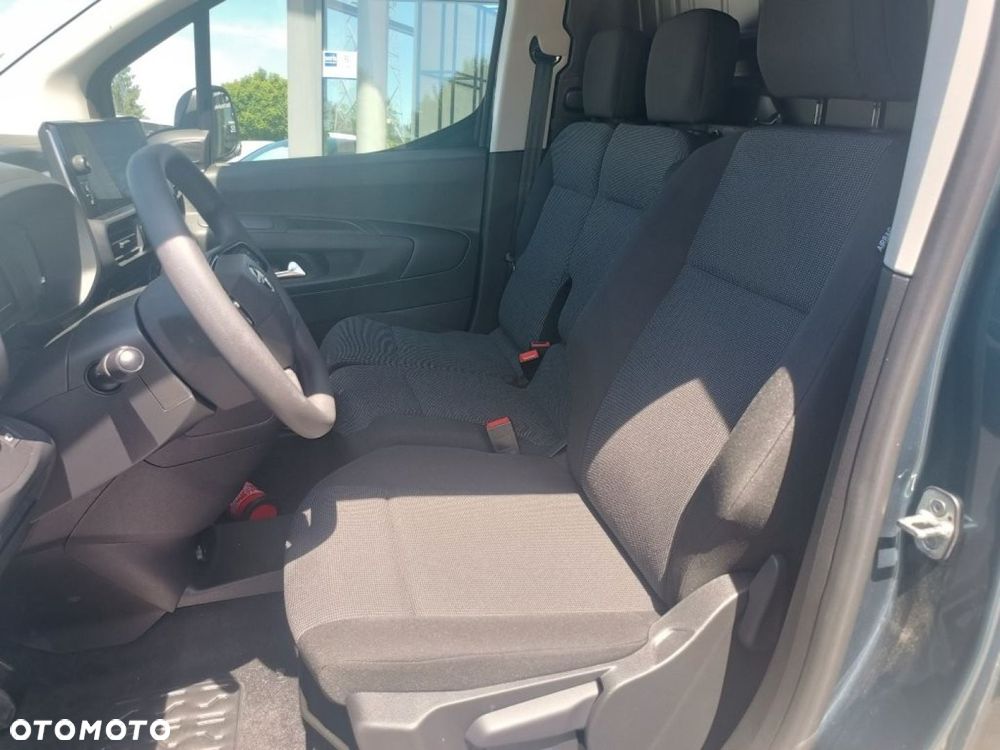 Opel COMBO - 15