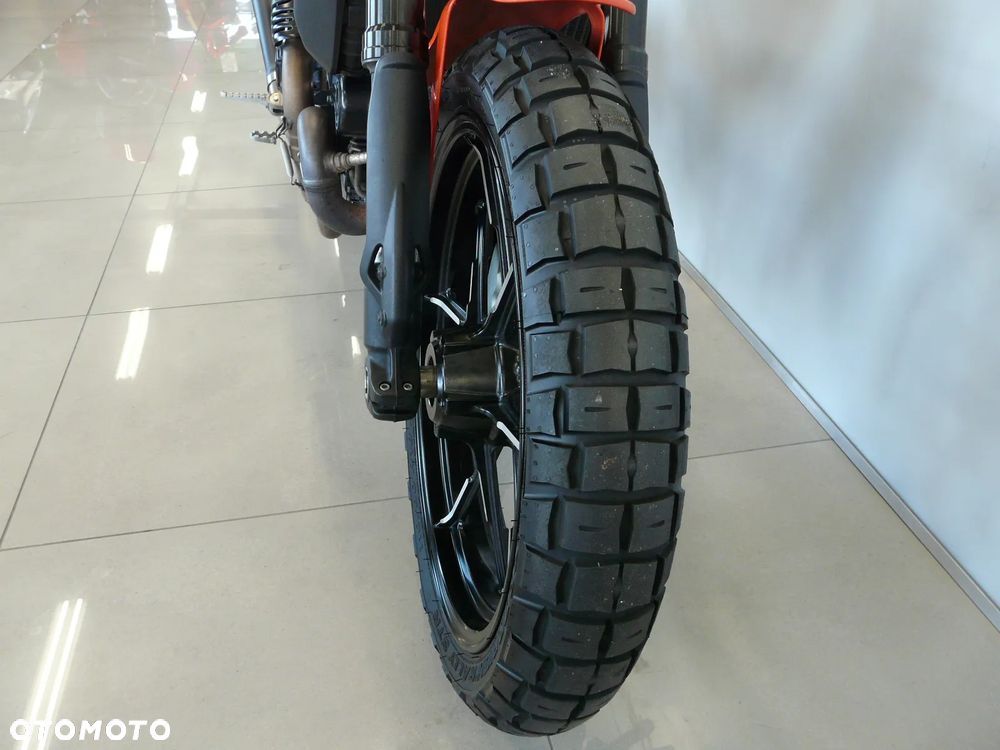 Ducati Scrambler - 19