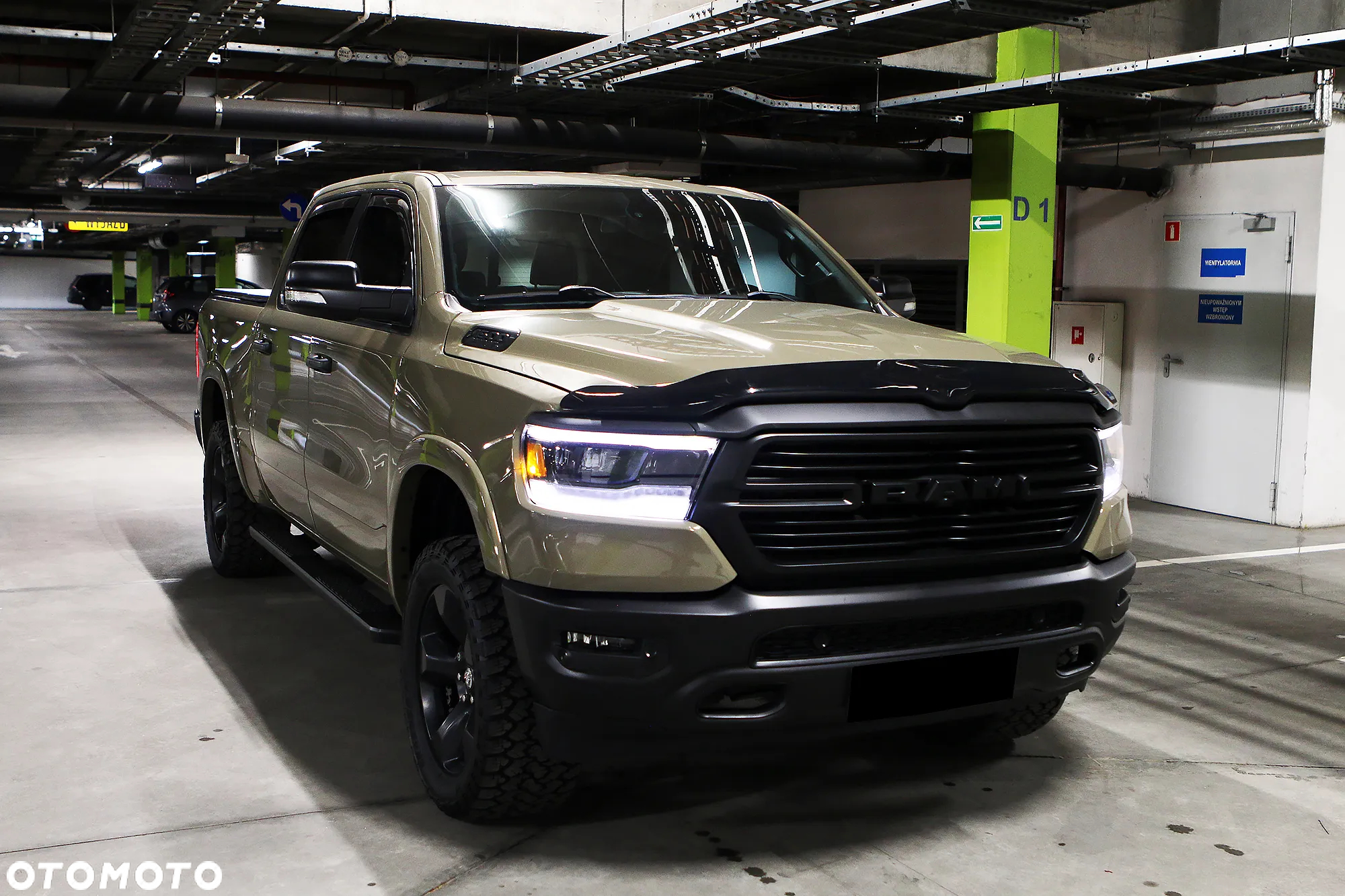 Dodge RAM 1500 5.7 4x4 - 15