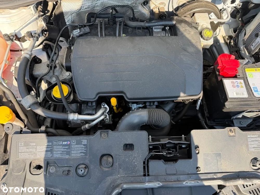Renault Clio 1.2 16V 75 Life - 39