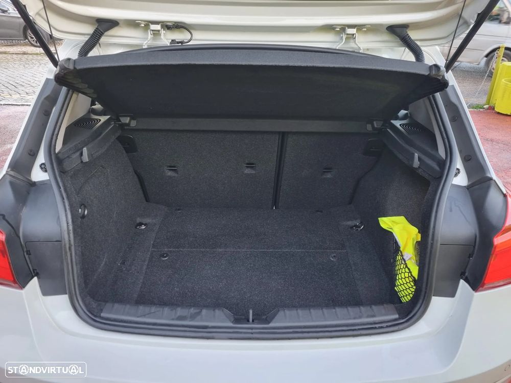 BMW 116 d EfficientDynamics Edition Advantage - 14