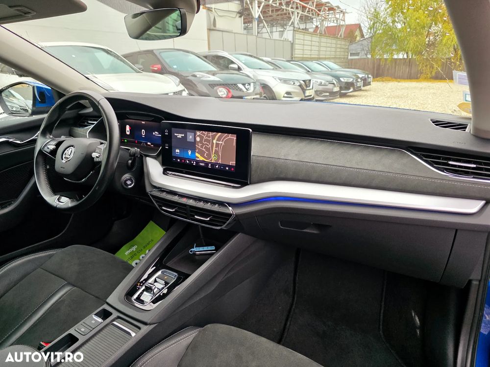 Skoda Octavia 2.0 TDI DSG Sportline - 16