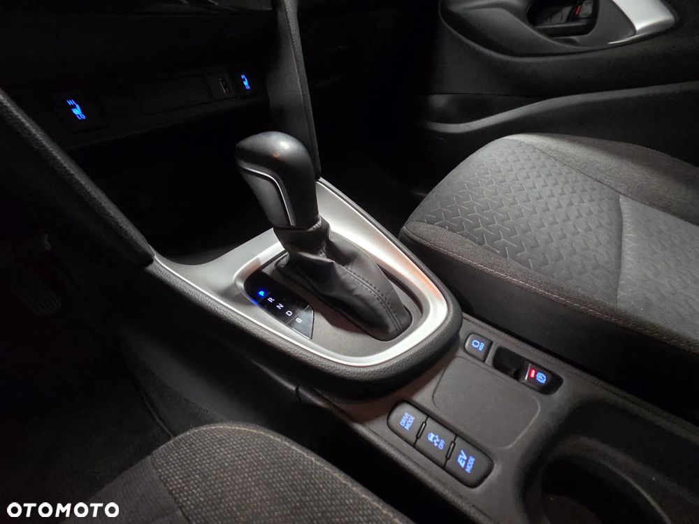 Toyota Yaris Cross Hybrid 1.5 Comfort - 25