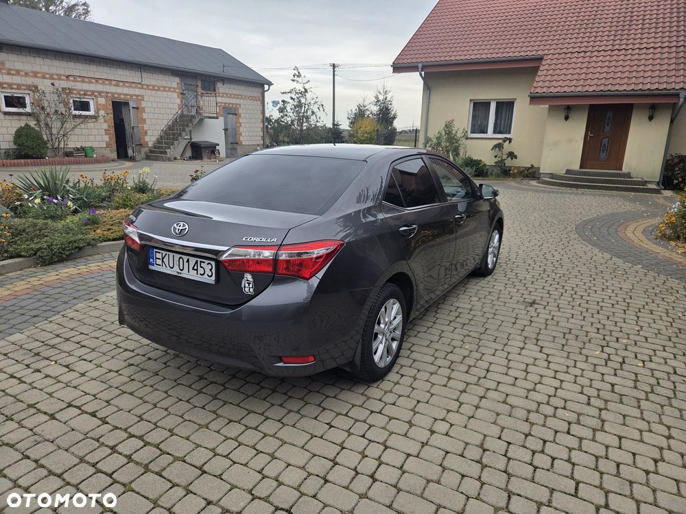 Toyota Corolla - 3