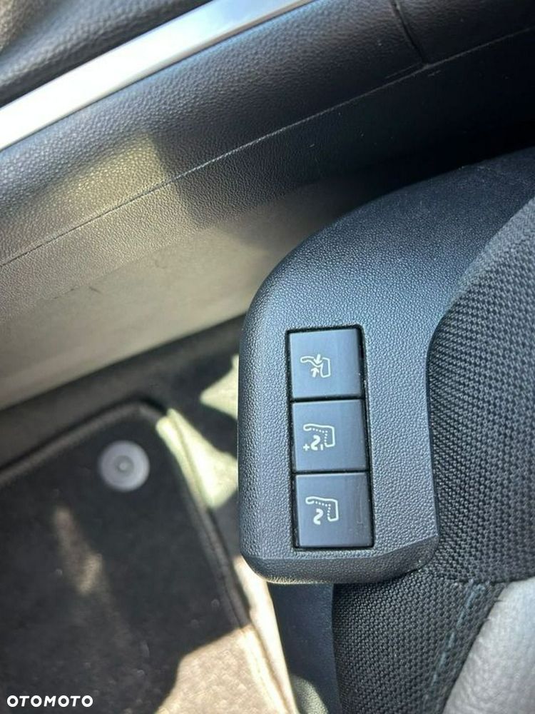 Citroën C4 SpaceTourer PureTech 130 Stop&Start SHINE - 14