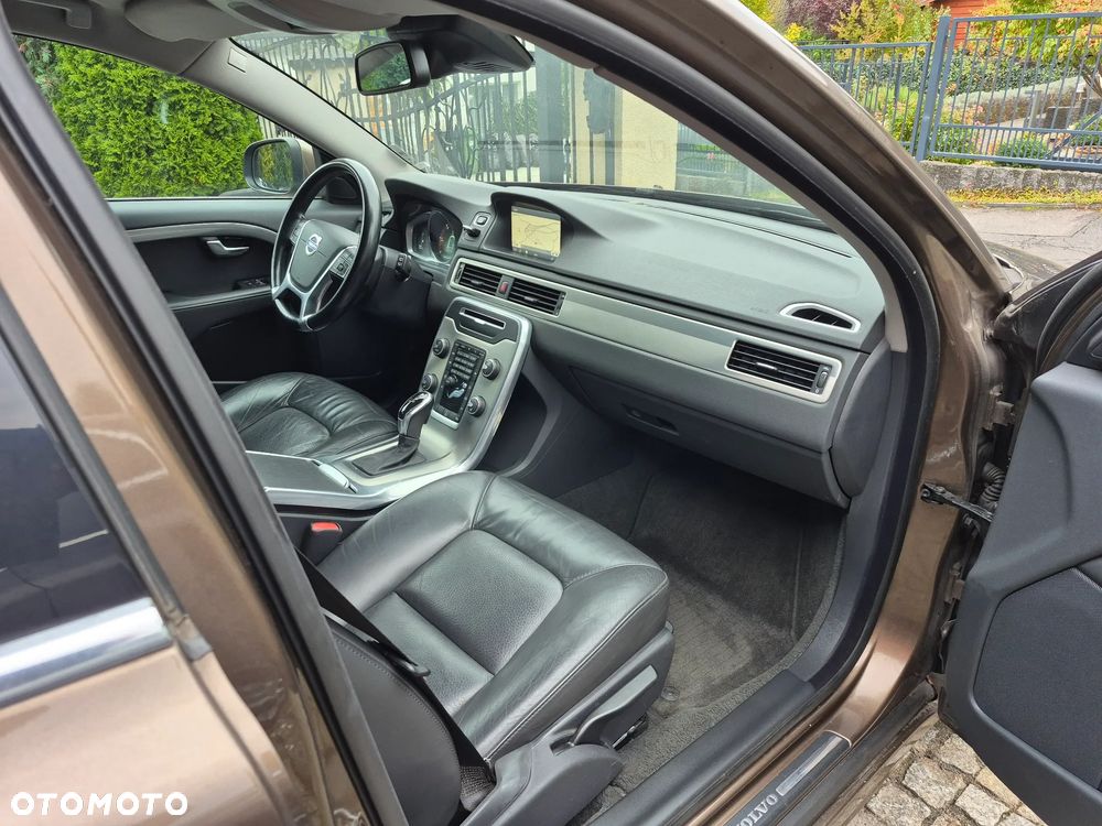 Volvo V70 D4 Geartronic Momentum - 26