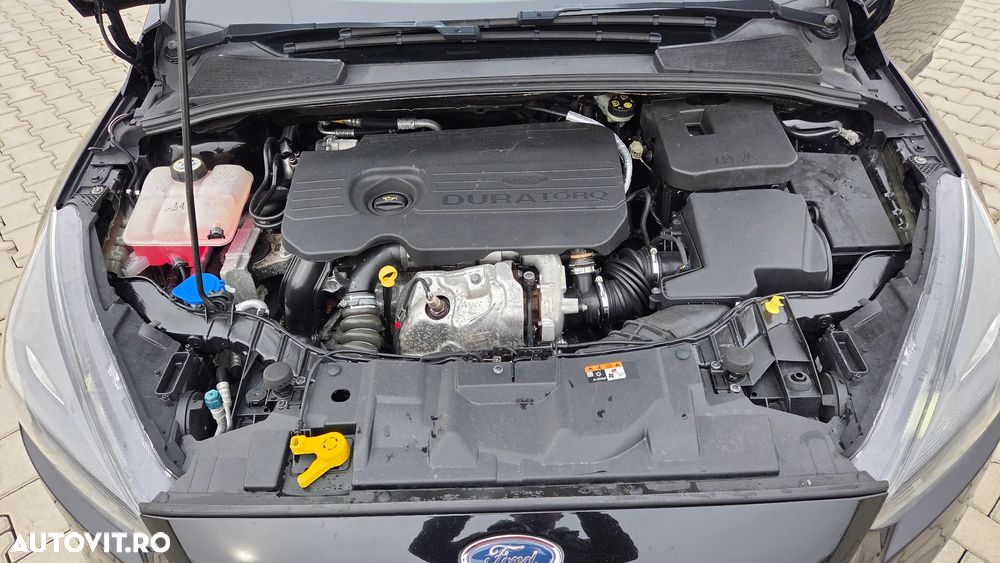 Ford Focus 1.5 EcoBlue Start-Stopp-System Aut. TITANIUM - 32