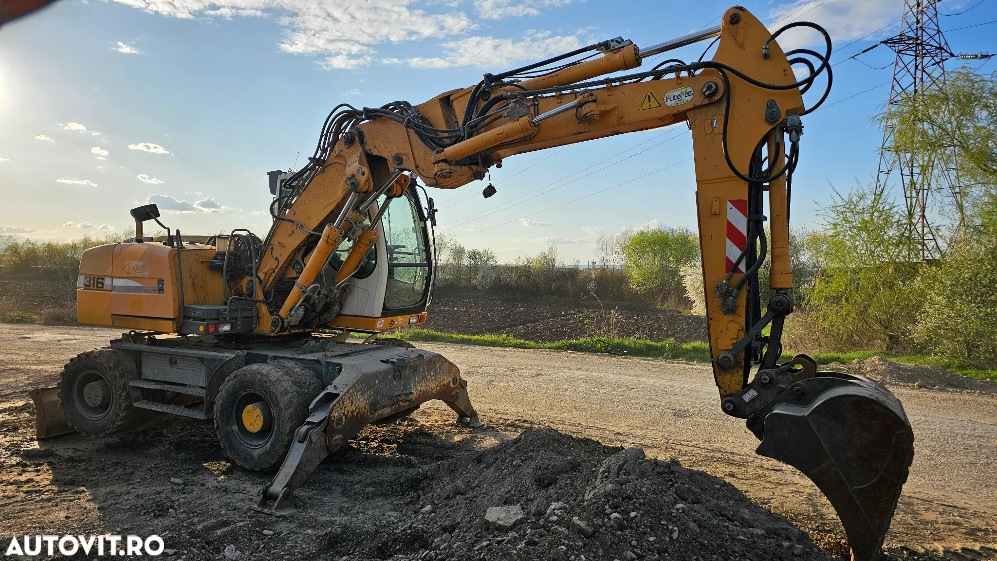 Liebherr 316 A Excavator pe roți - 6