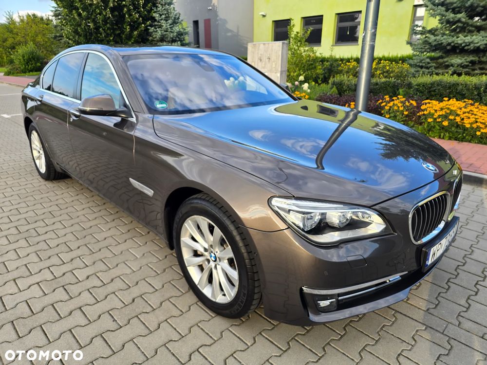 BMW Seria 7 750d xDrive Blue Performance Edition Exclusive - 5