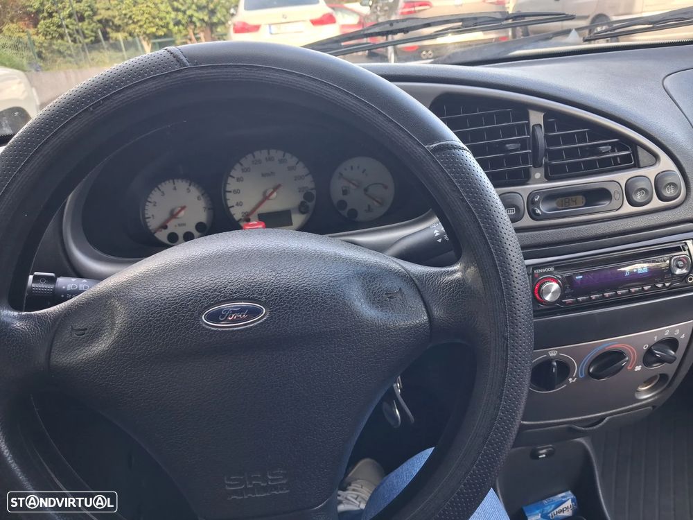 Ford Fiesta 1.25 Techno - 7