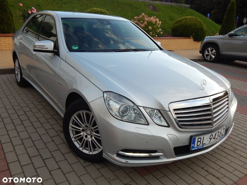 Mercedes-Benz Klasa E 250 CGI BlueEff Elegance - 1