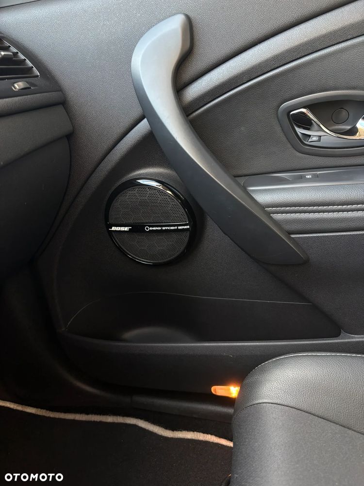 Renault Megane ENERGY TCe 130 Start & Stop Bose Edition - 11