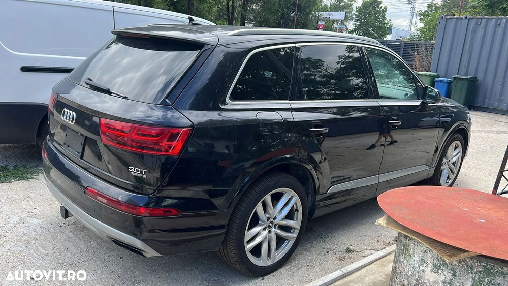 Audi Q7 3.0 TFSI Quattro Tiptronic - 7