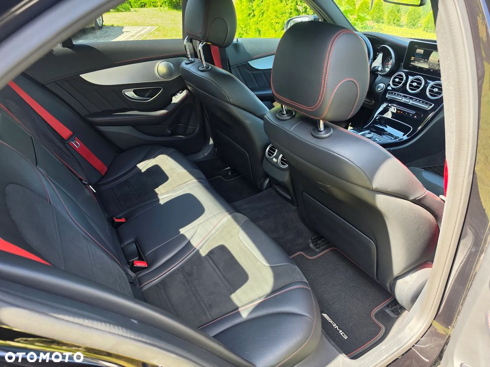 Mercedes-Benz Klasa C AMG 43 4-Matic - 14