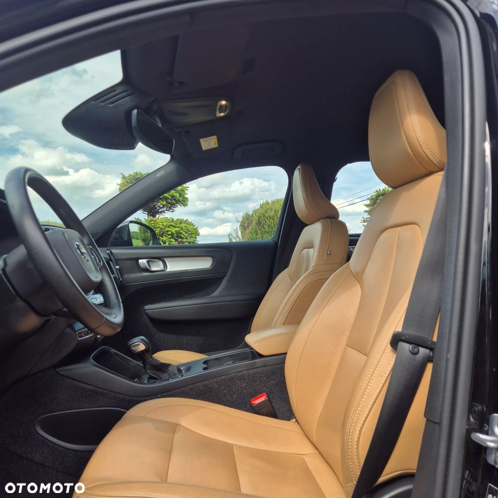 Volvo XC 40 T3 Momentum Core - 15
