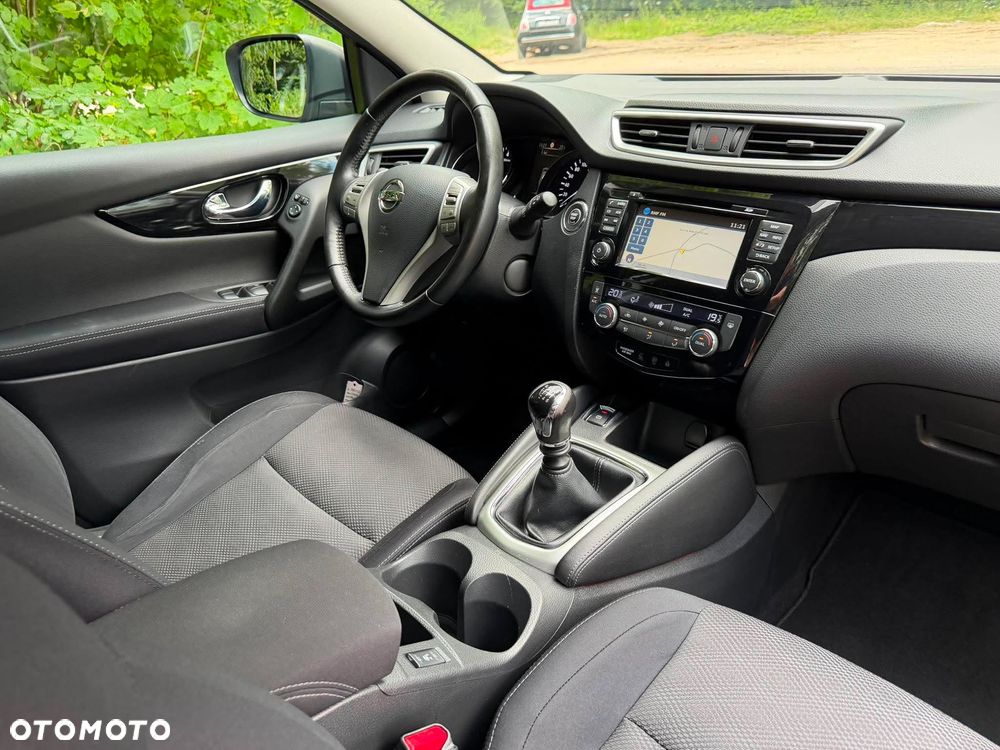 Nissan Qashqai 1.2 DIG-T N-Vision - 18