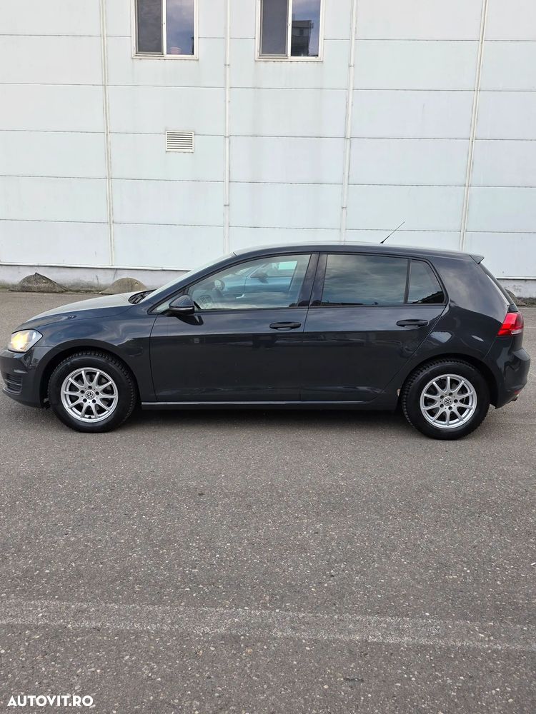 Volkswagen Golf 1.2 TSI BMT Comfortline - 8