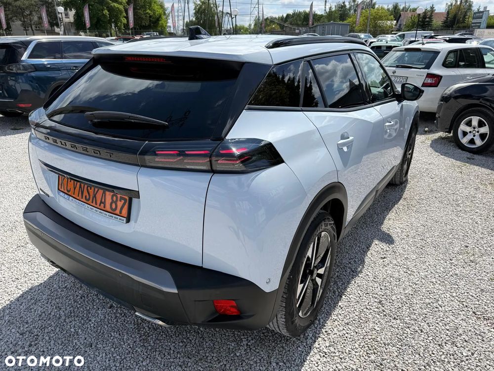 Peugeot 2008 PureTech 130 EAT8 Allure - 6
