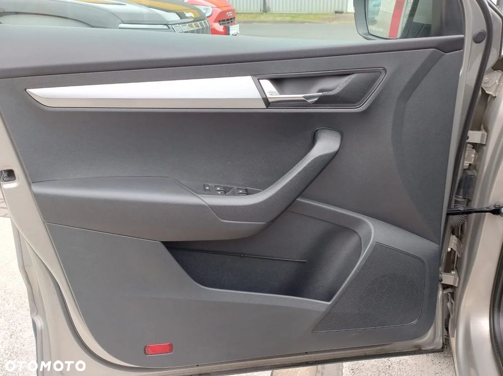 Skoda Karoq 1.5 TSI ACT 4x2 Ambition DSG - 13