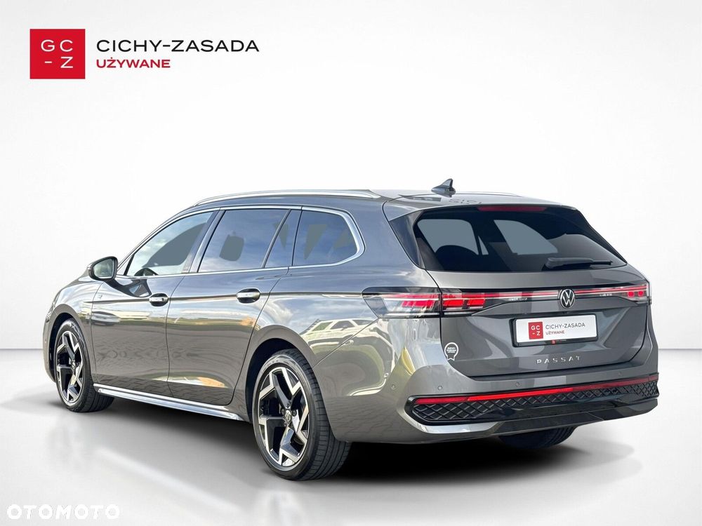 Volkswagen Passat Variant - 7