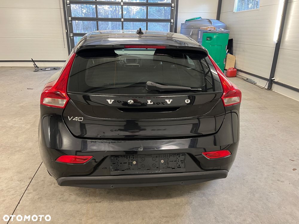 Volvo V40 D2 - 7