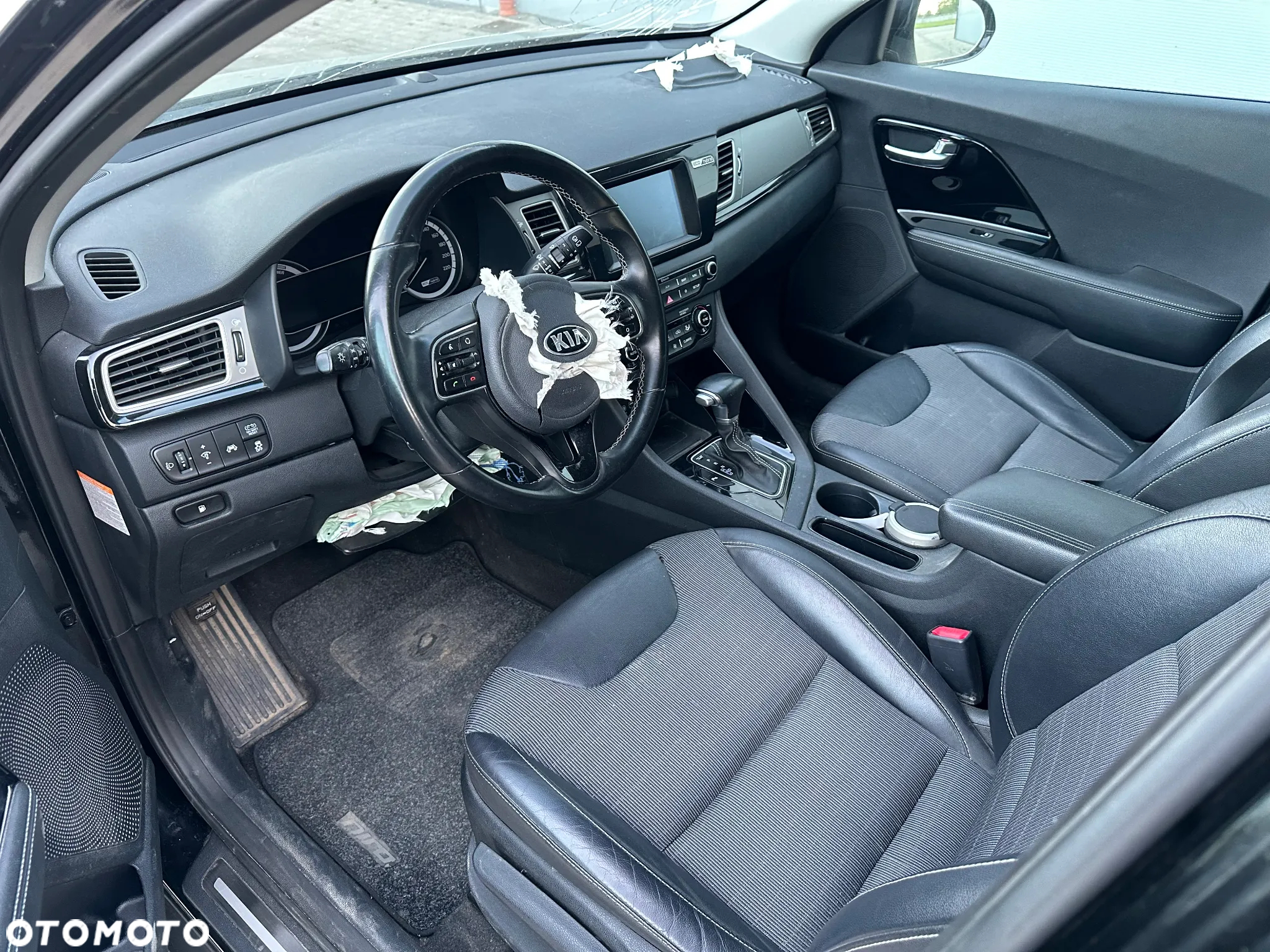 Kia Niro 1.6 GDI Hybrid L - 9