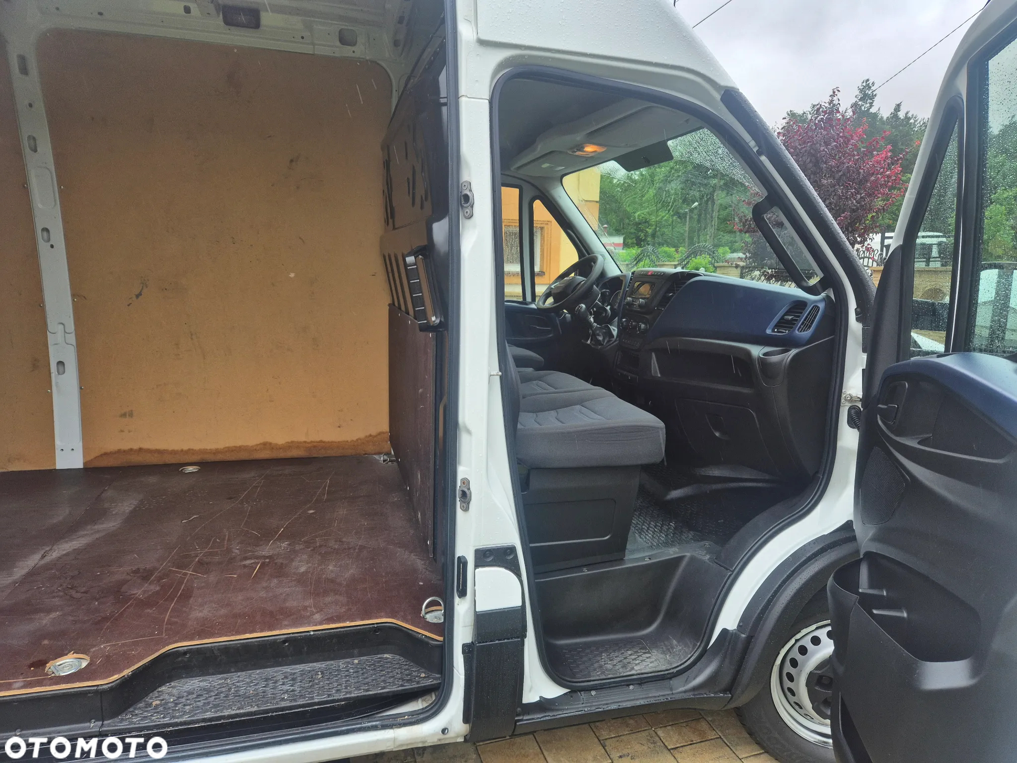 Iveco DAILY 35S14 L3H2 JAK NOWY SPROWADZAONY LIFT - 21