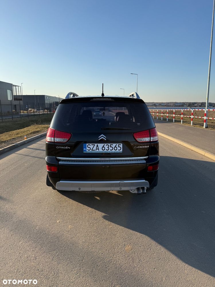 Citroën C-Crosser 2.2 HDi Exclusive - 3