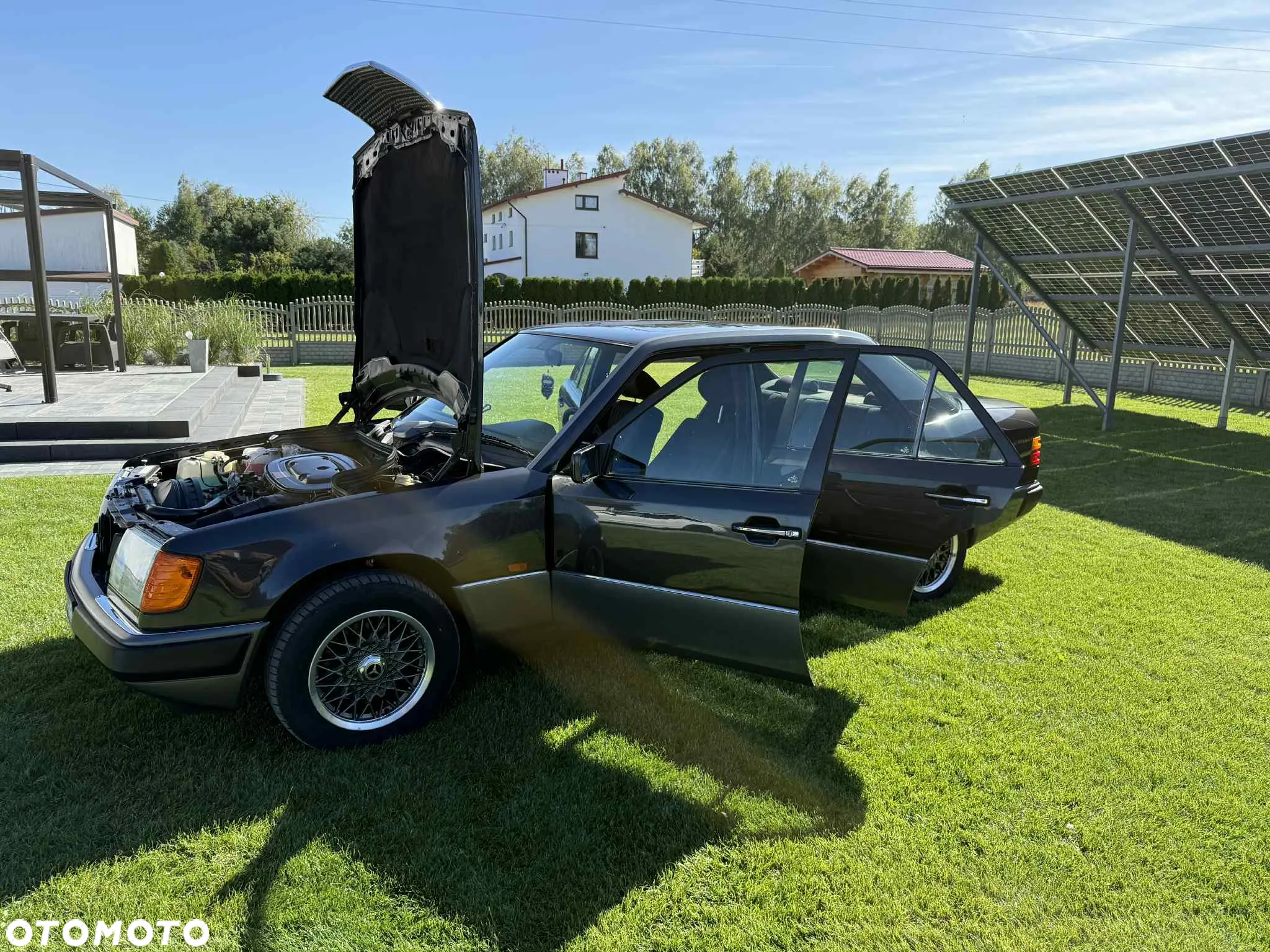 Mercedes-Benz W124 (1984-1993) - 12