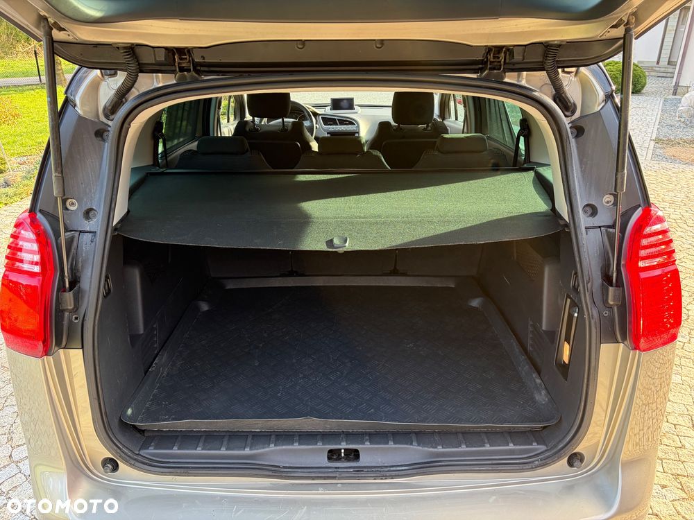 Peugeot 5008 HDI FAP 160 Automatik Allure - 32