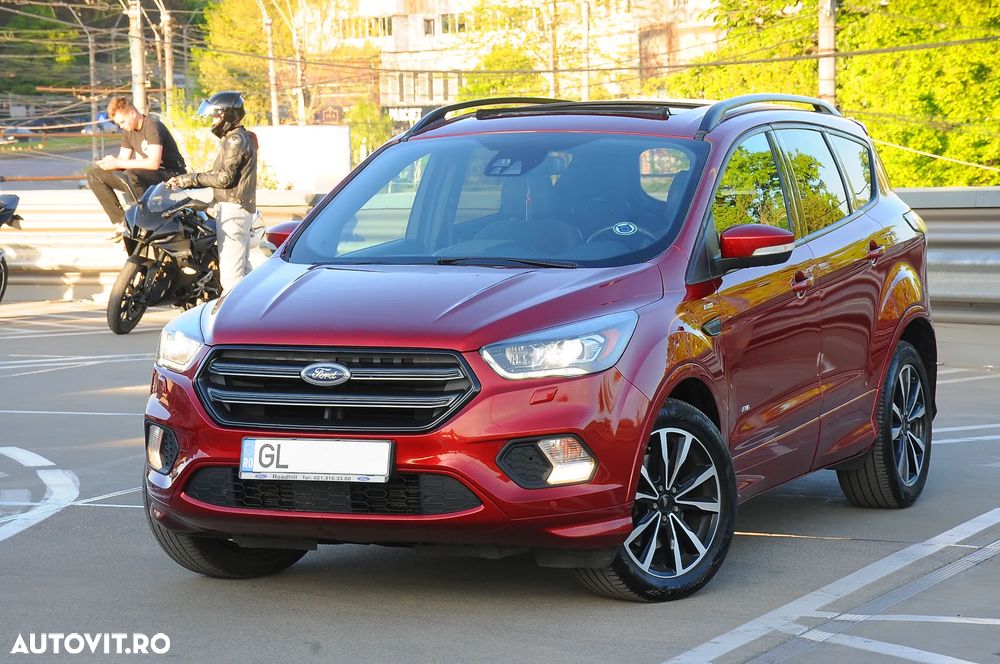 Ford Kuga 2.0 TDCi 4WD Powershift ST-Line - 9