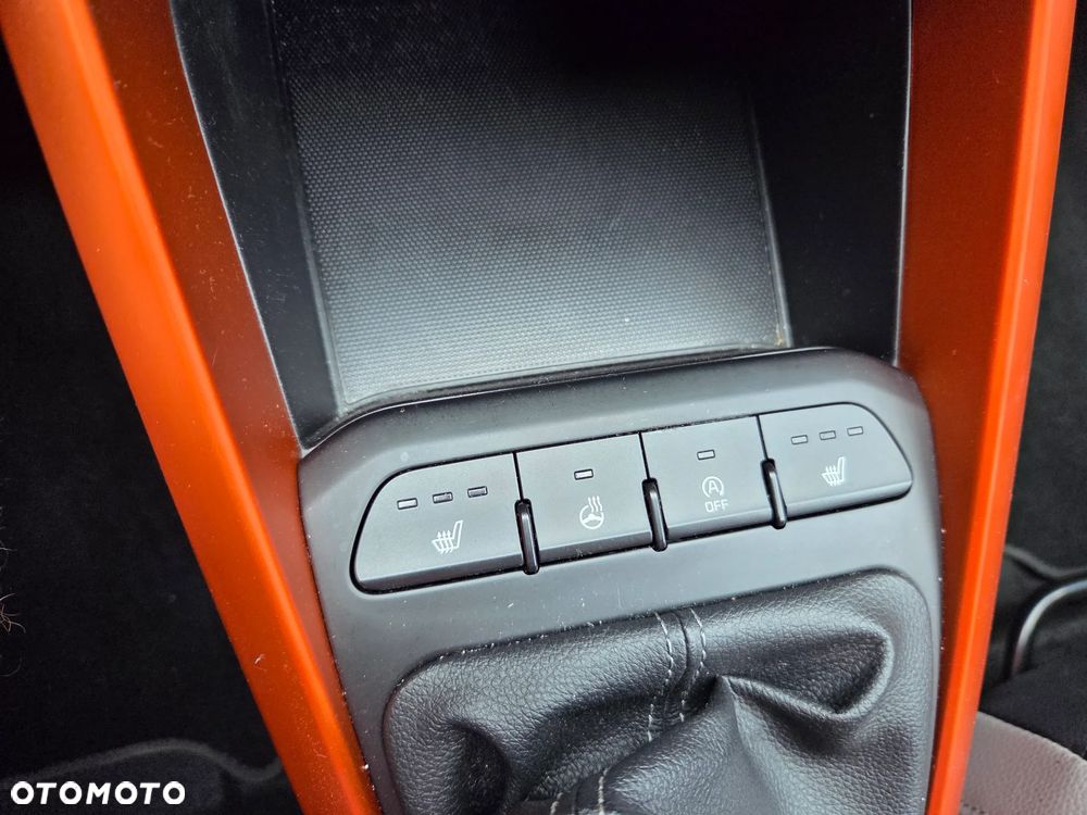 Kia Stonic - 14