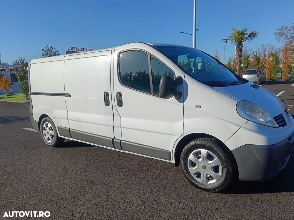 Renault Trafic - 19