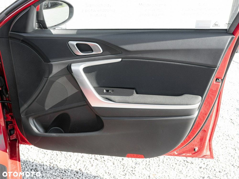 Kia Ceed 1.5 T-GDI M DCT - 28