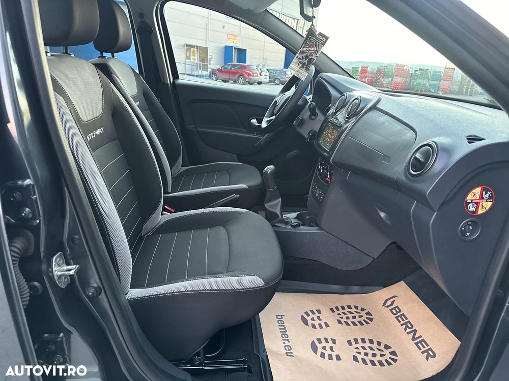Dacia Sandero Stepway TCe 90 (S&S) Prestige - 12