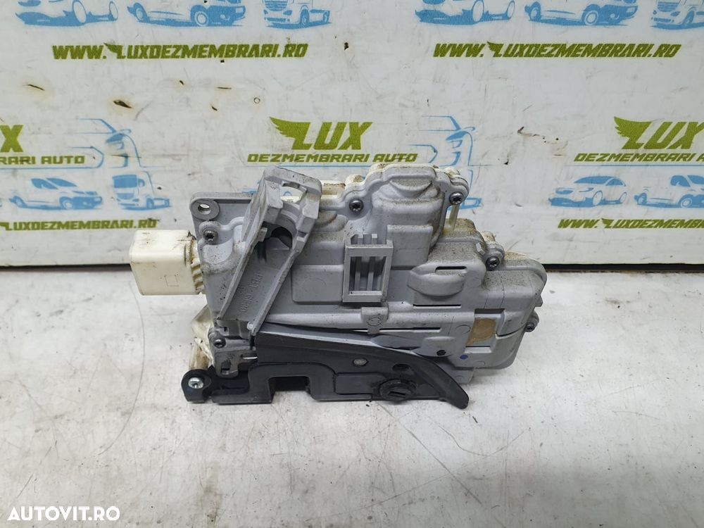 Broasca spate dreapta 3c4839016a Volkswagen VW Tiguan 1 [2007 - 2011] - 2