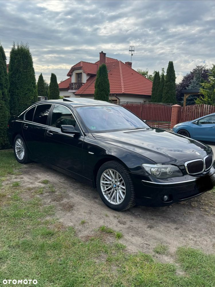 BMW Seria 7 745d - 11