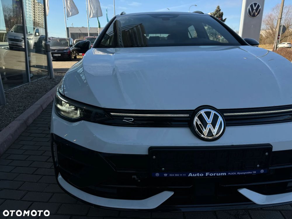 Volkswagen Golf Variant - 10