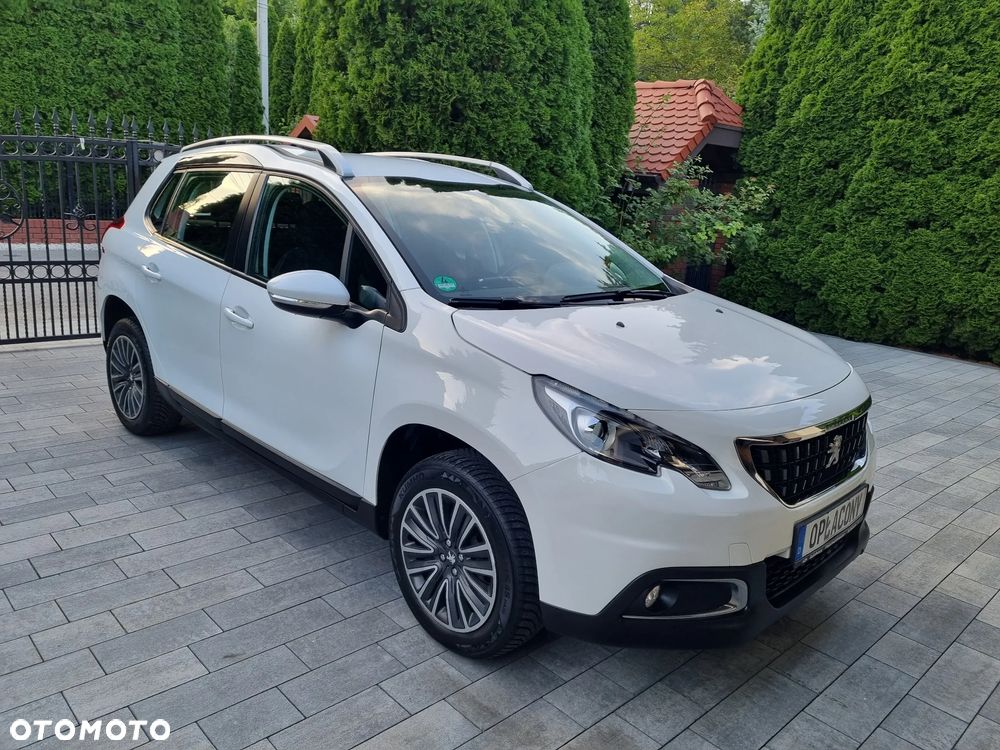Peugeot 2008 1.2 Pure Tech Active EU6 - 1